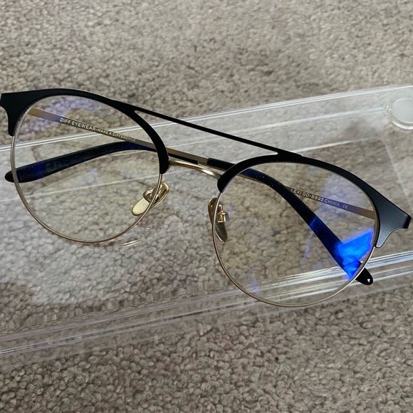 DIFF Eyewear Lexi Blue Light Glasses - Picture 3 of 7